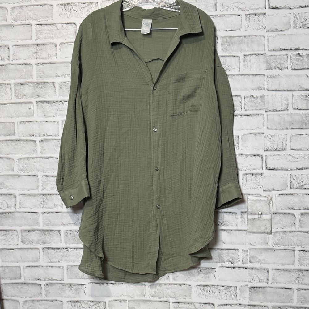 Kona Sol Sage Green‎ 100% cotton button down Top cover up size M